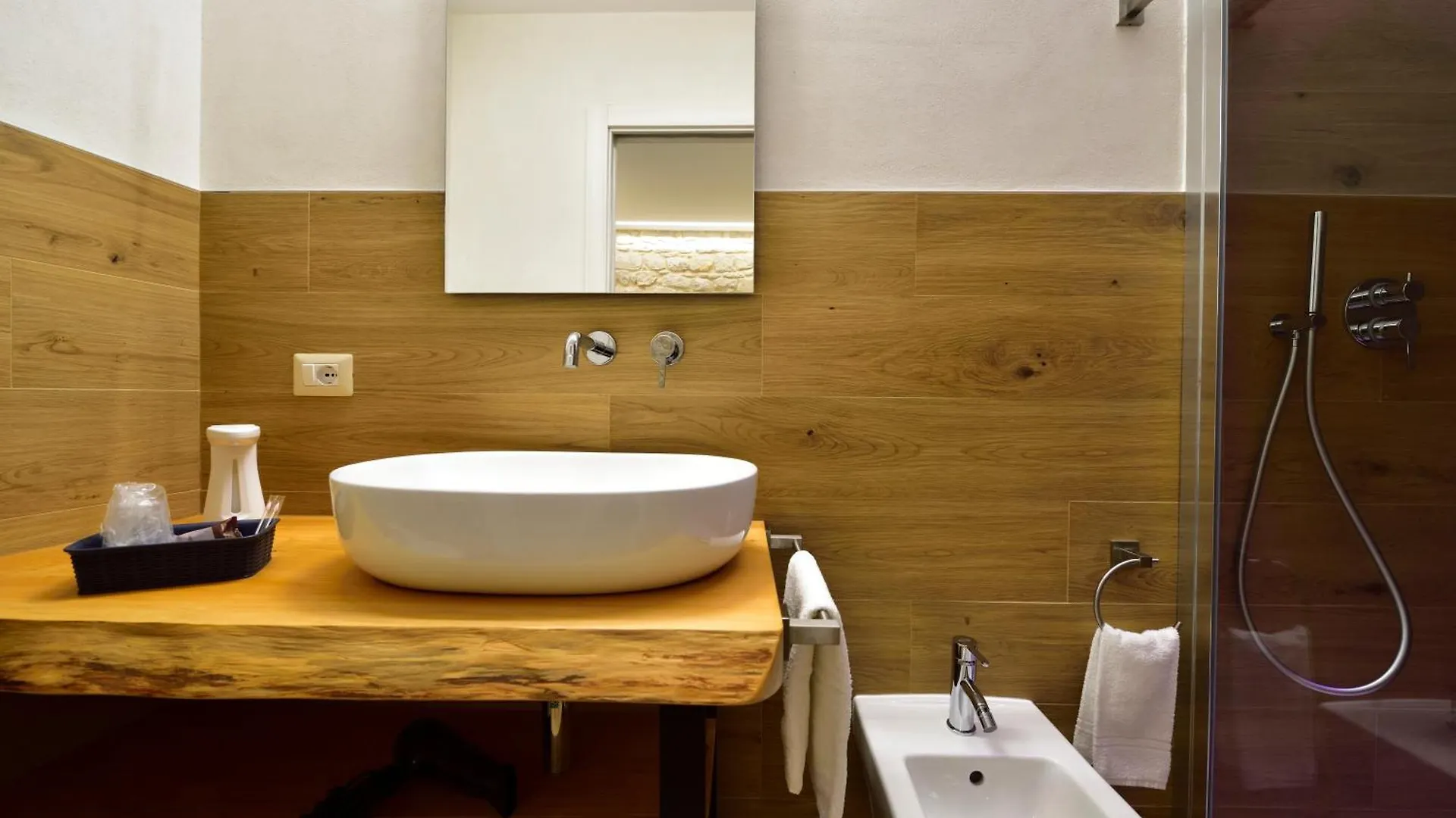 Konukevi Terrazza Campailla Otel Modica