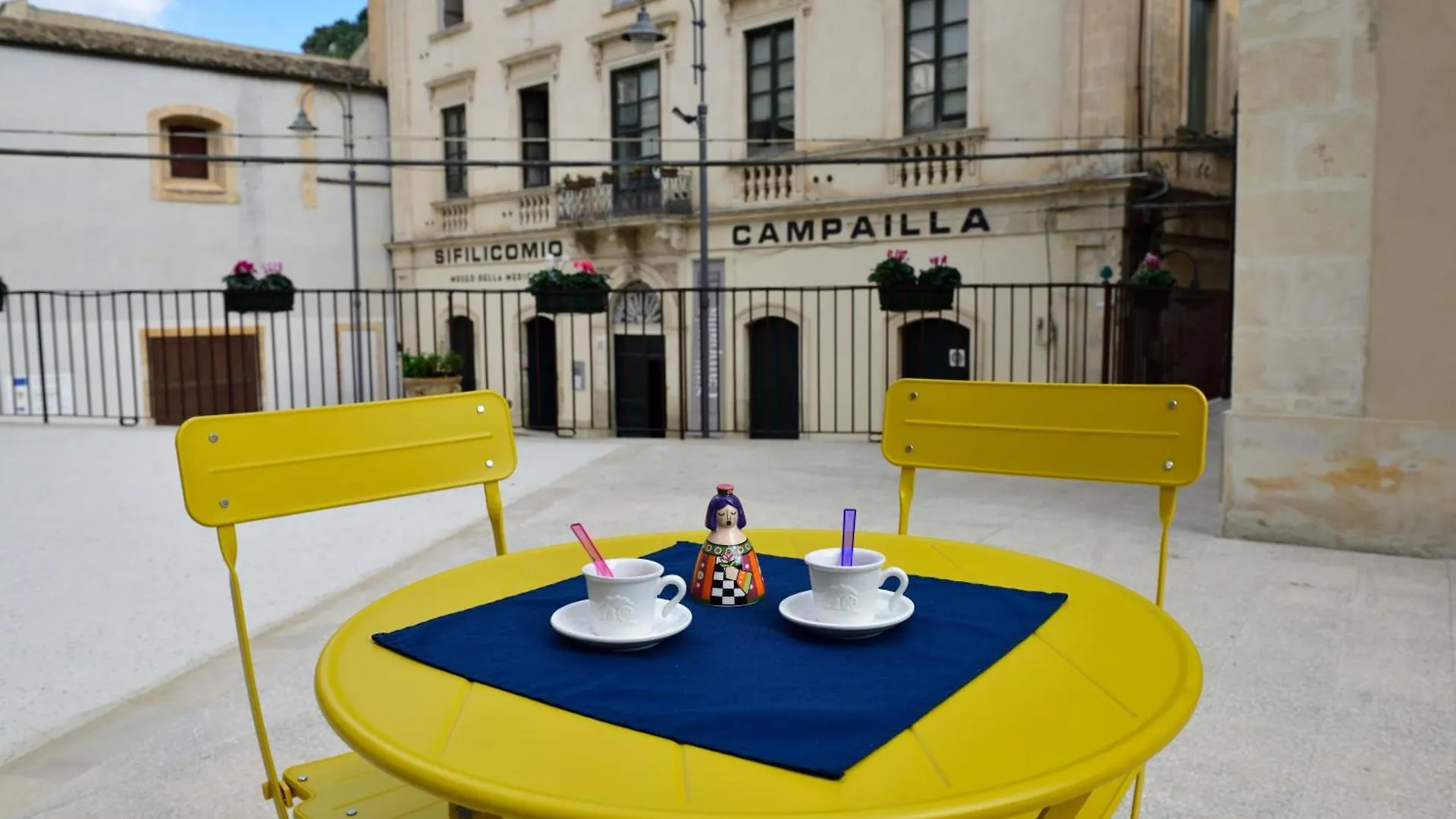 Konukevi Terrazza Campailla Otel Modica İtalya
